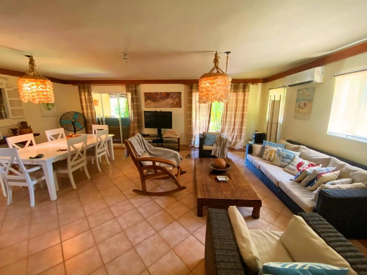 Beautiful Villa Metro Country Club, Juan Dolio Beach