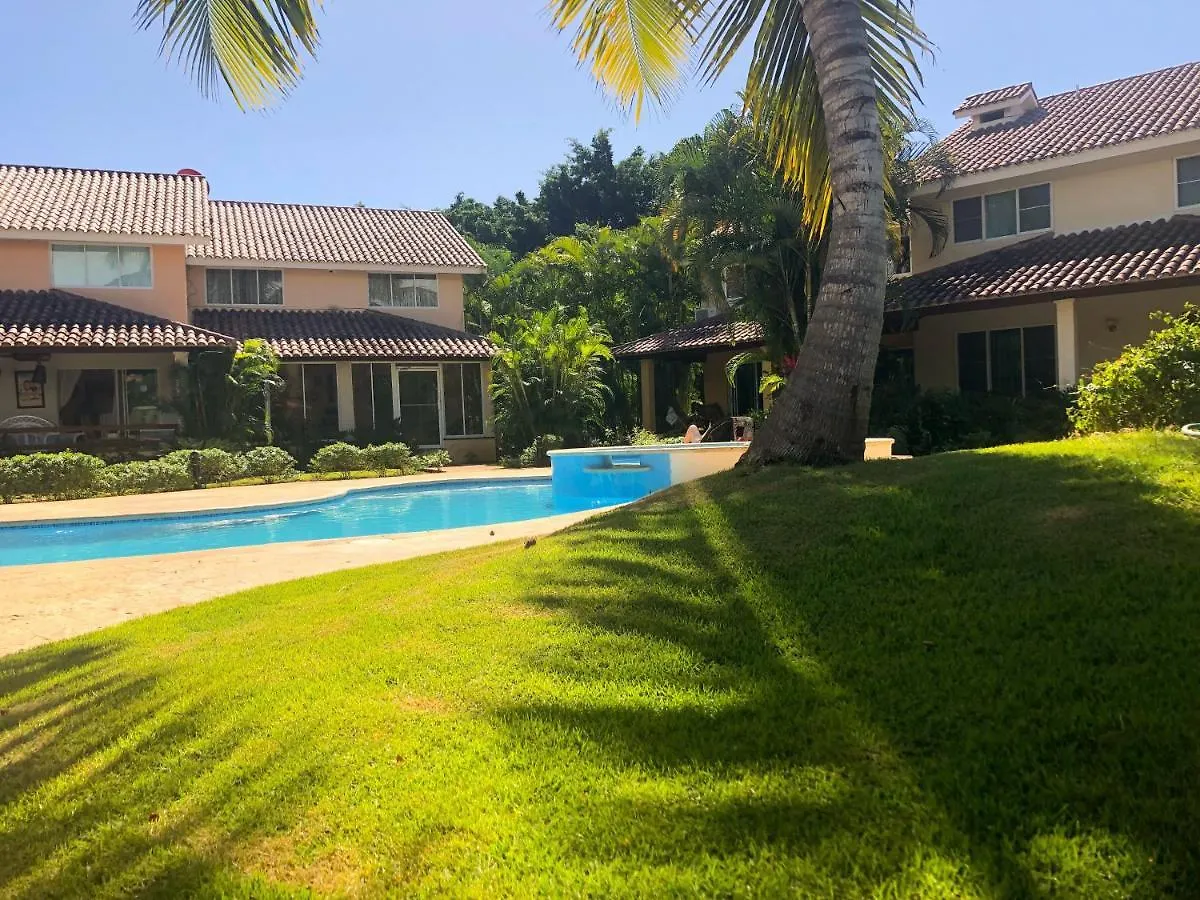 Beautiful Villa Metro Country Club, Juan Dolio Beach